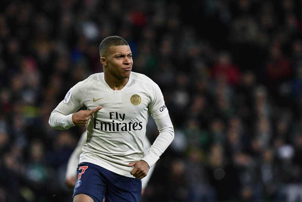 美记：待库明加1月15日能够被交易后 鹈鹕将成为其潜在追求者